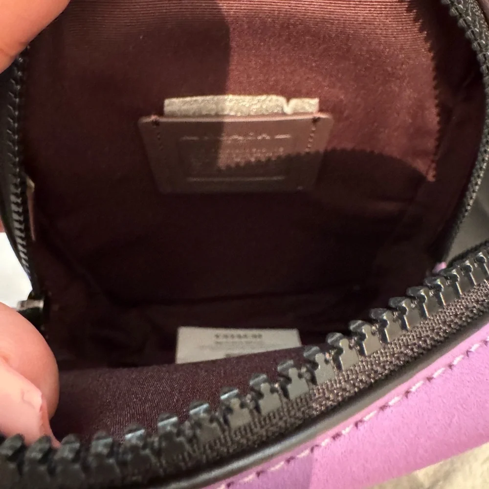 Coach lilac sling bag with gunmetal hardware - Picture 11 of 15
